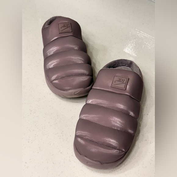 Nike Burrow Slip-On Shoes – Women’s Size 10 – Light purple - Picture 3 of 7